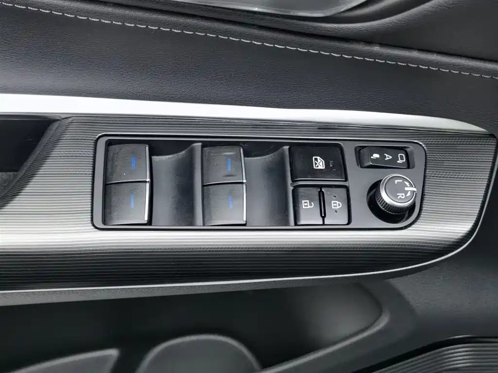 Toyota Harrier 2023 — миниатюра 9