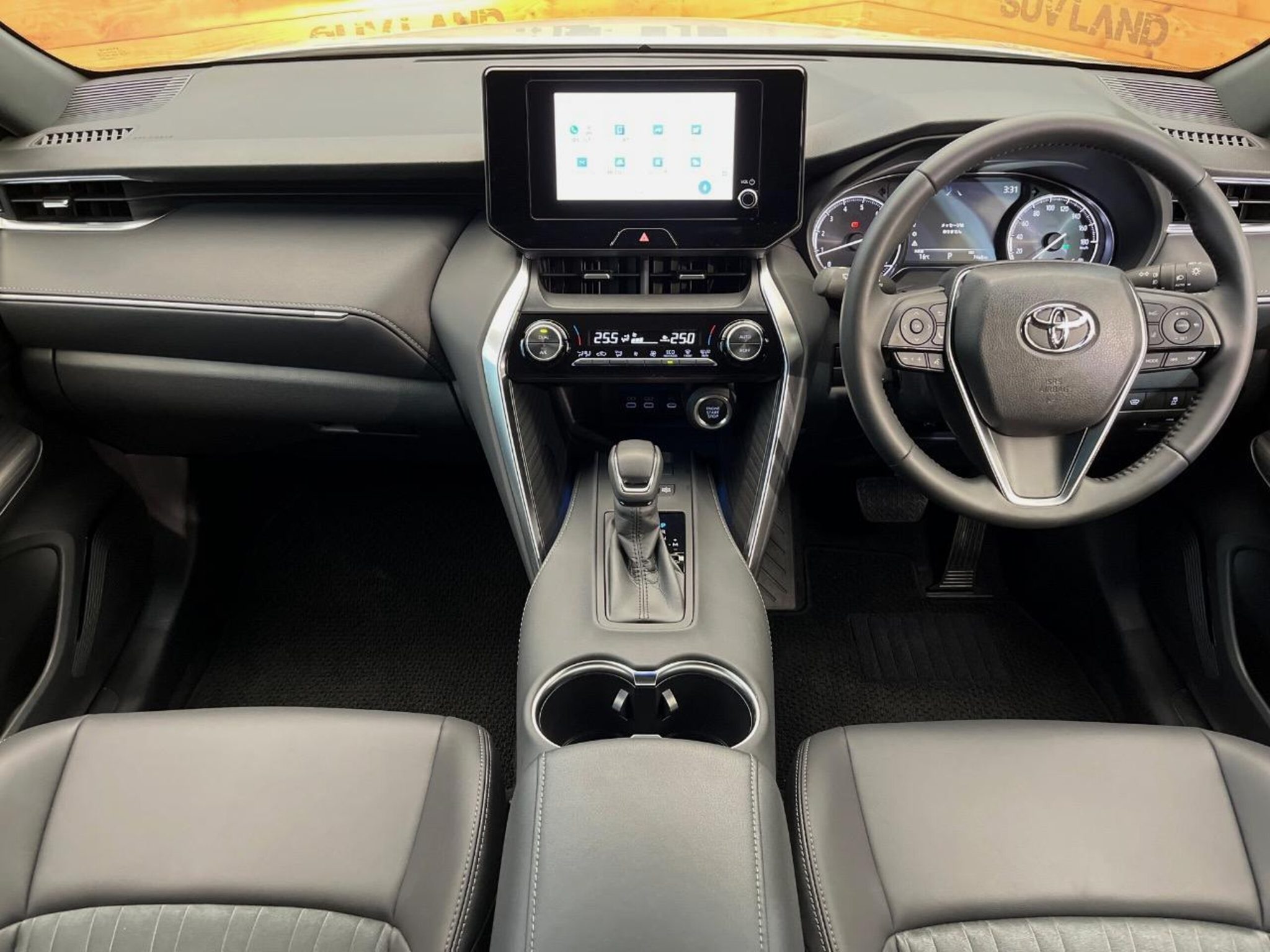 Toyota Harrier 2025 — фото 2