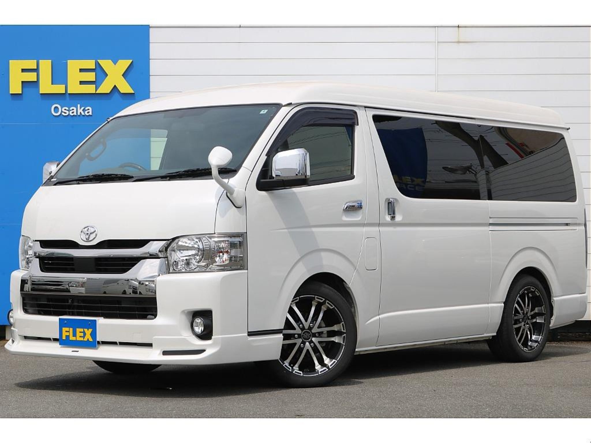 Toyota HiAce 2021 — фото 1