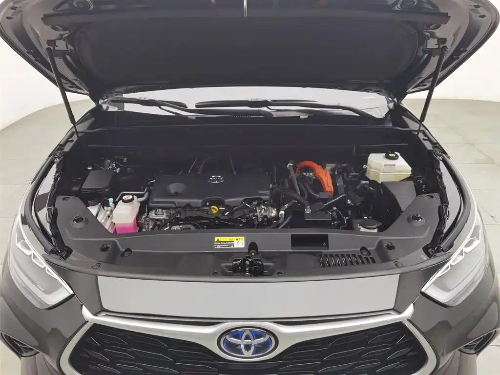 Toyota Highlander 2022 — миниатюра 6