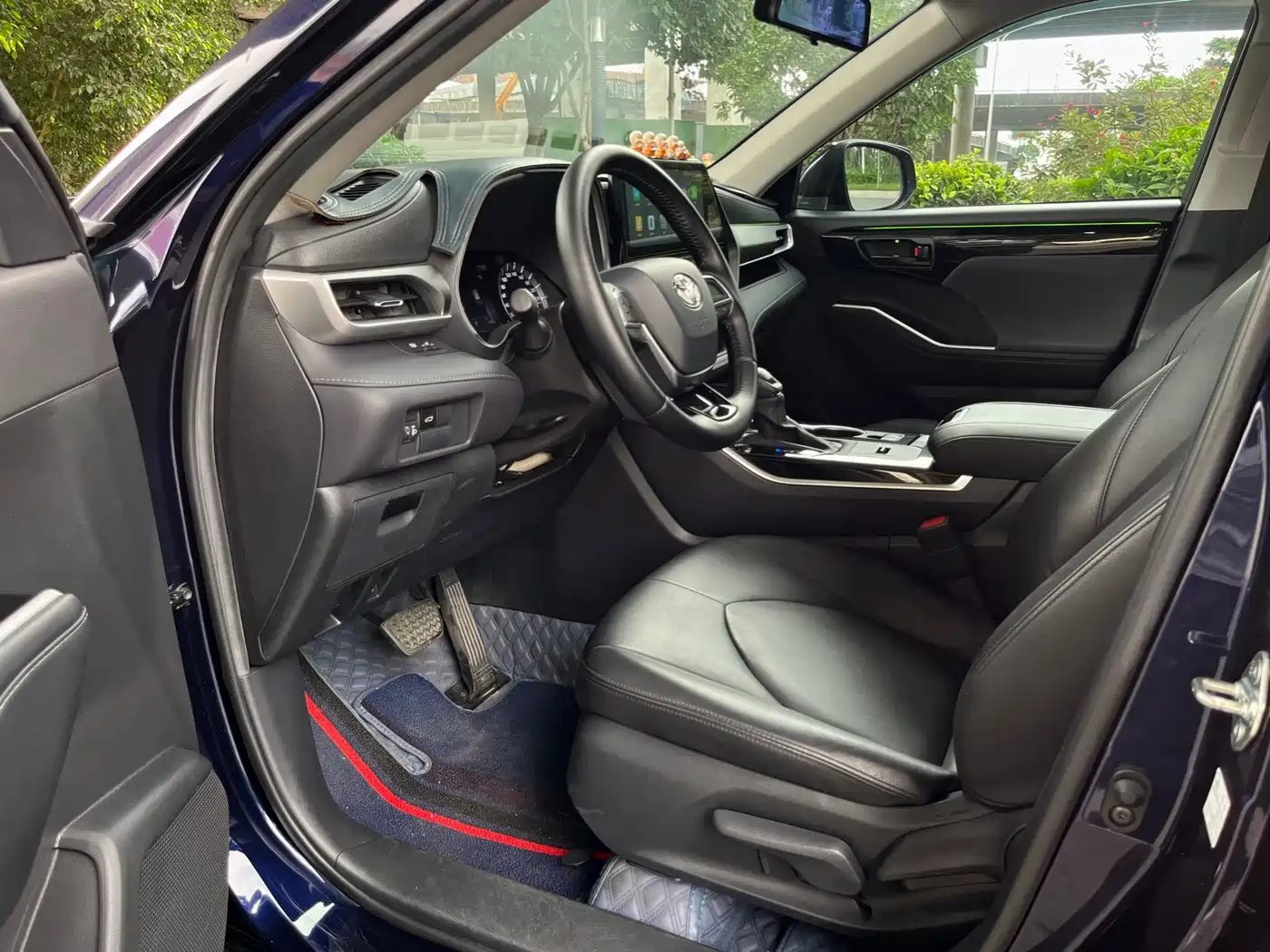 Toyota Highlander 2023 — миниатюра 14