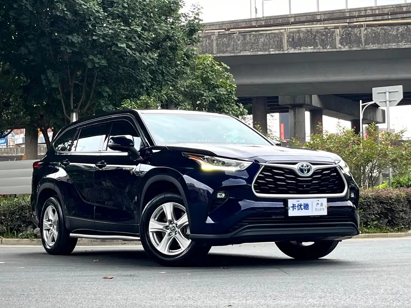 Toyota Highlander 2023 — миниатюра 6