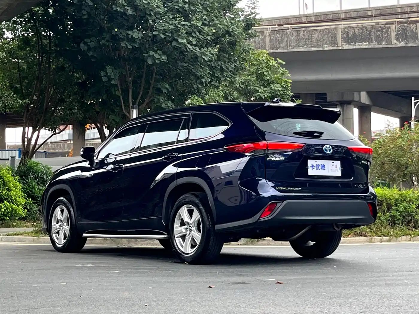 Toyota Highlander 2023 — миниатюра 7