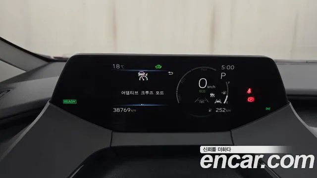 Toyota Prius 2024 — миниатюра 8