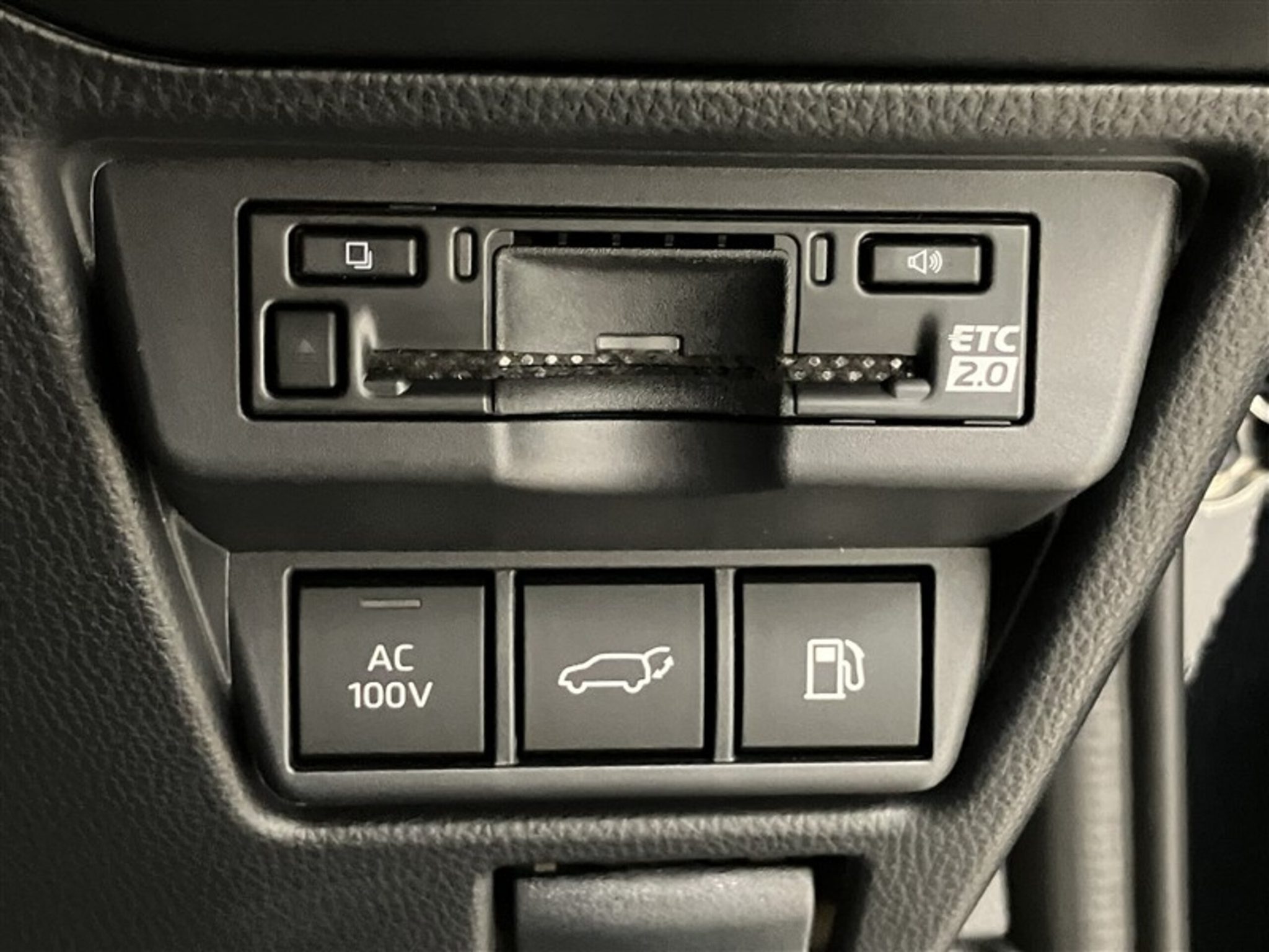 Toyota Prius 2025 — фото 4