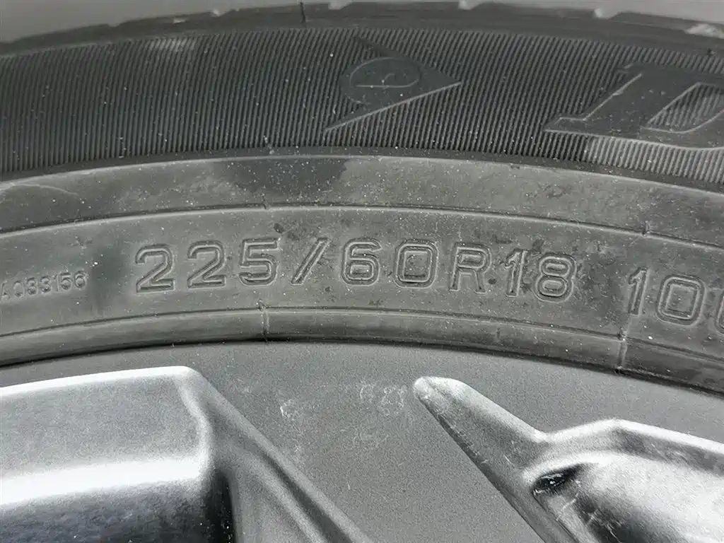 Toyota RAV4 2023 — миниатюра 23