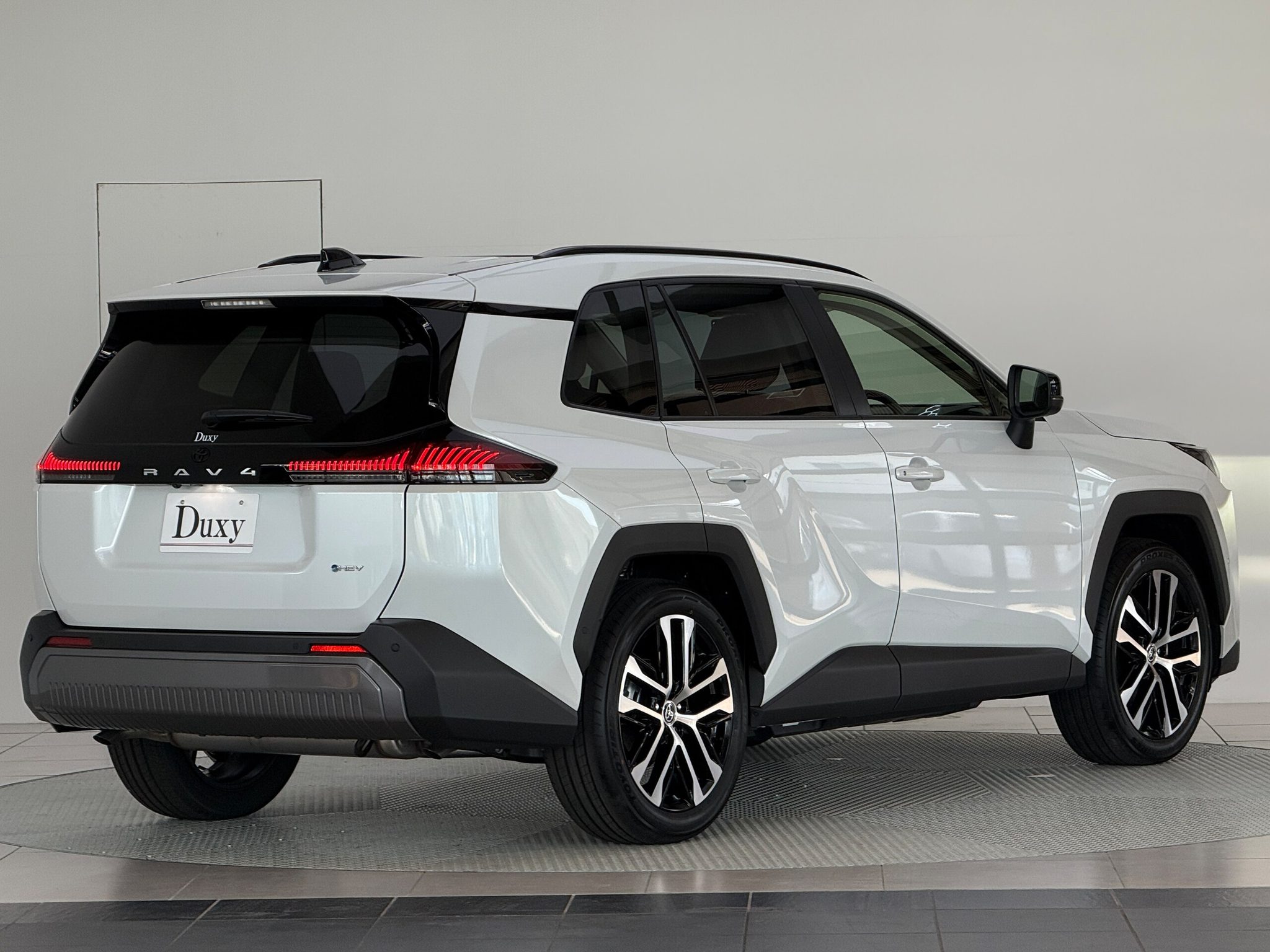 Toyota RAV4 2026 — миниатюра 9