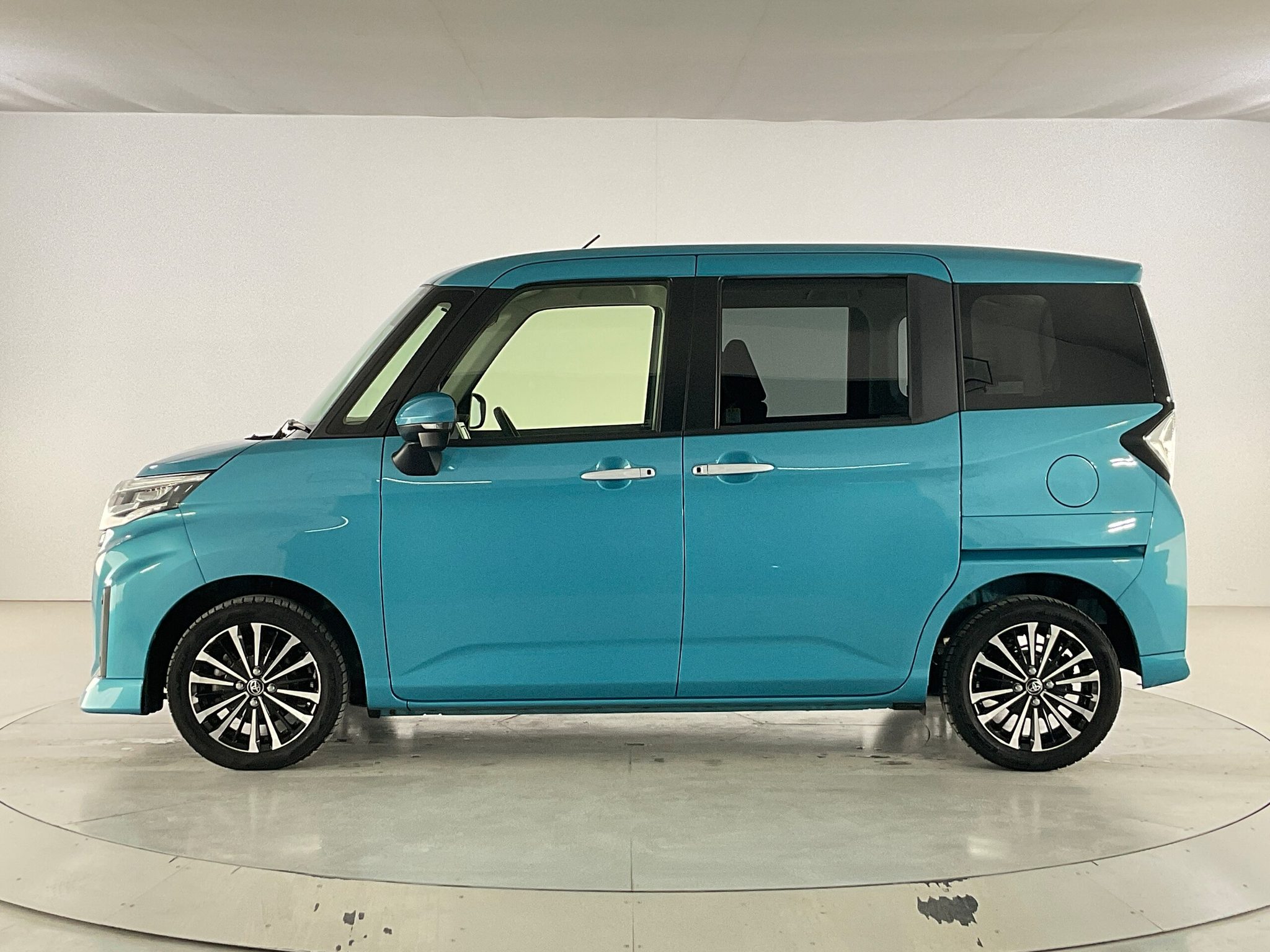 Toyota Roomy 2021 — миниатюра 6