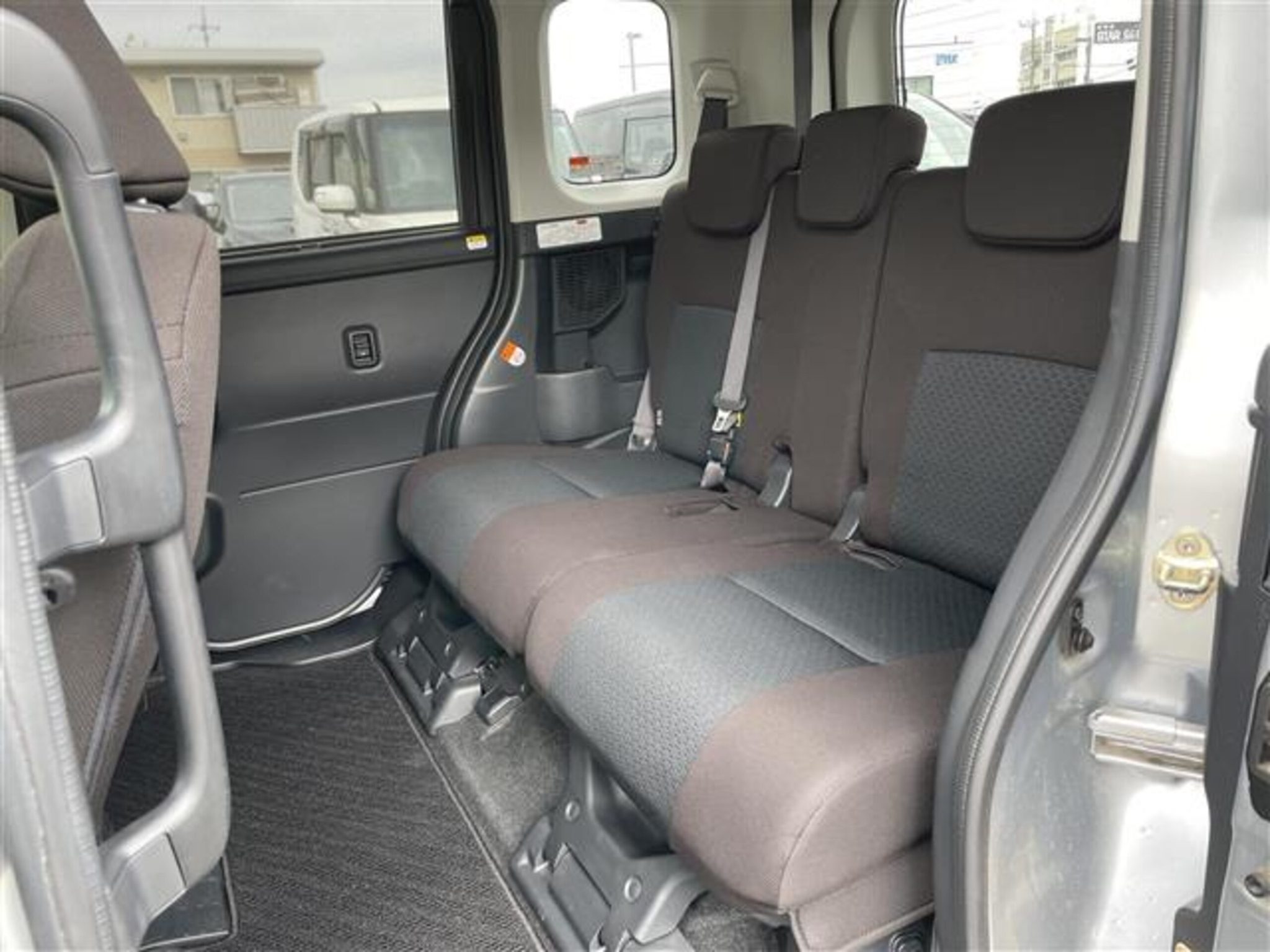 Toyota Roomy 2021 — миниатюра 8