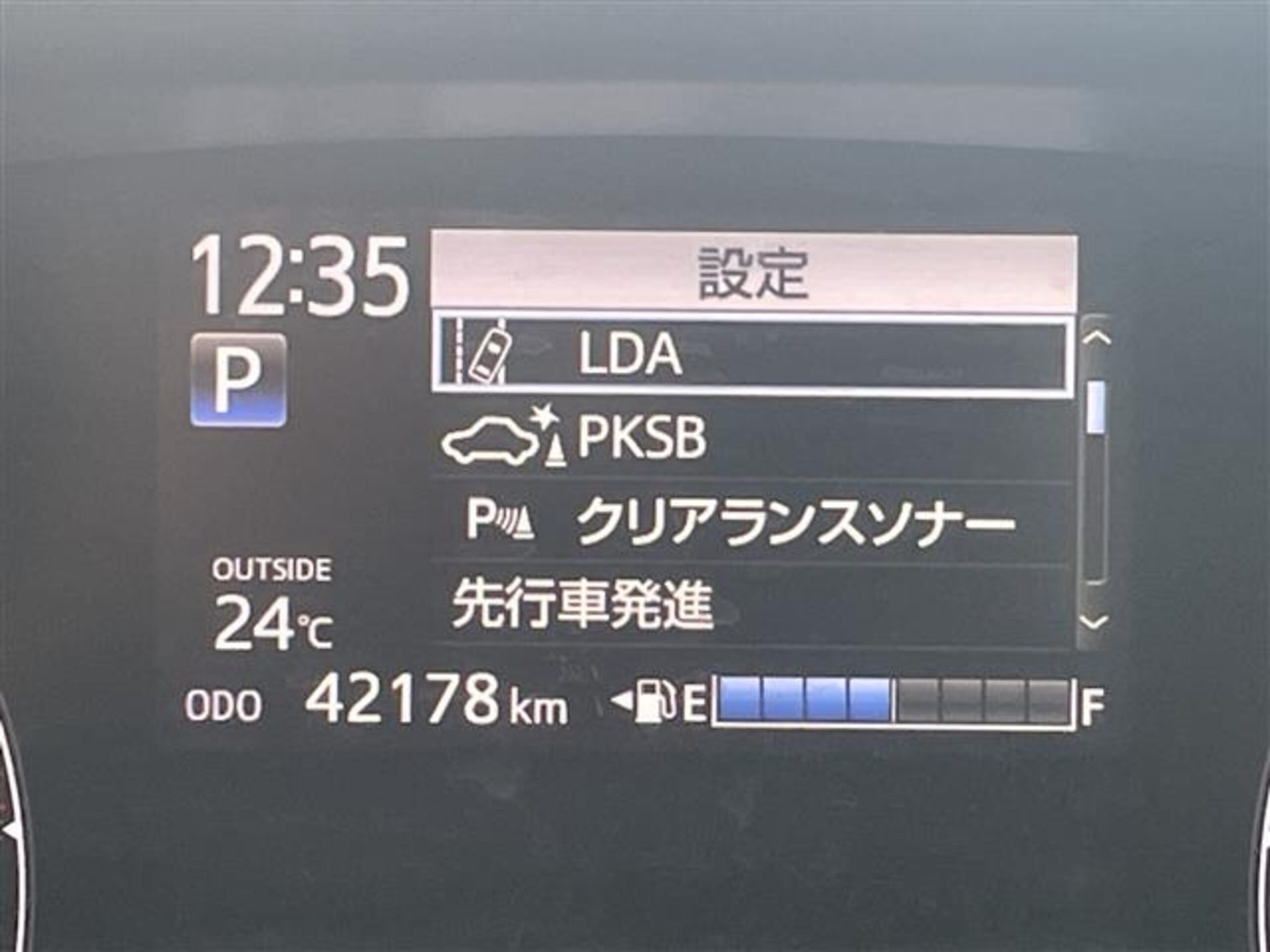 Toyota Sienta 2021 — миниатюра 9