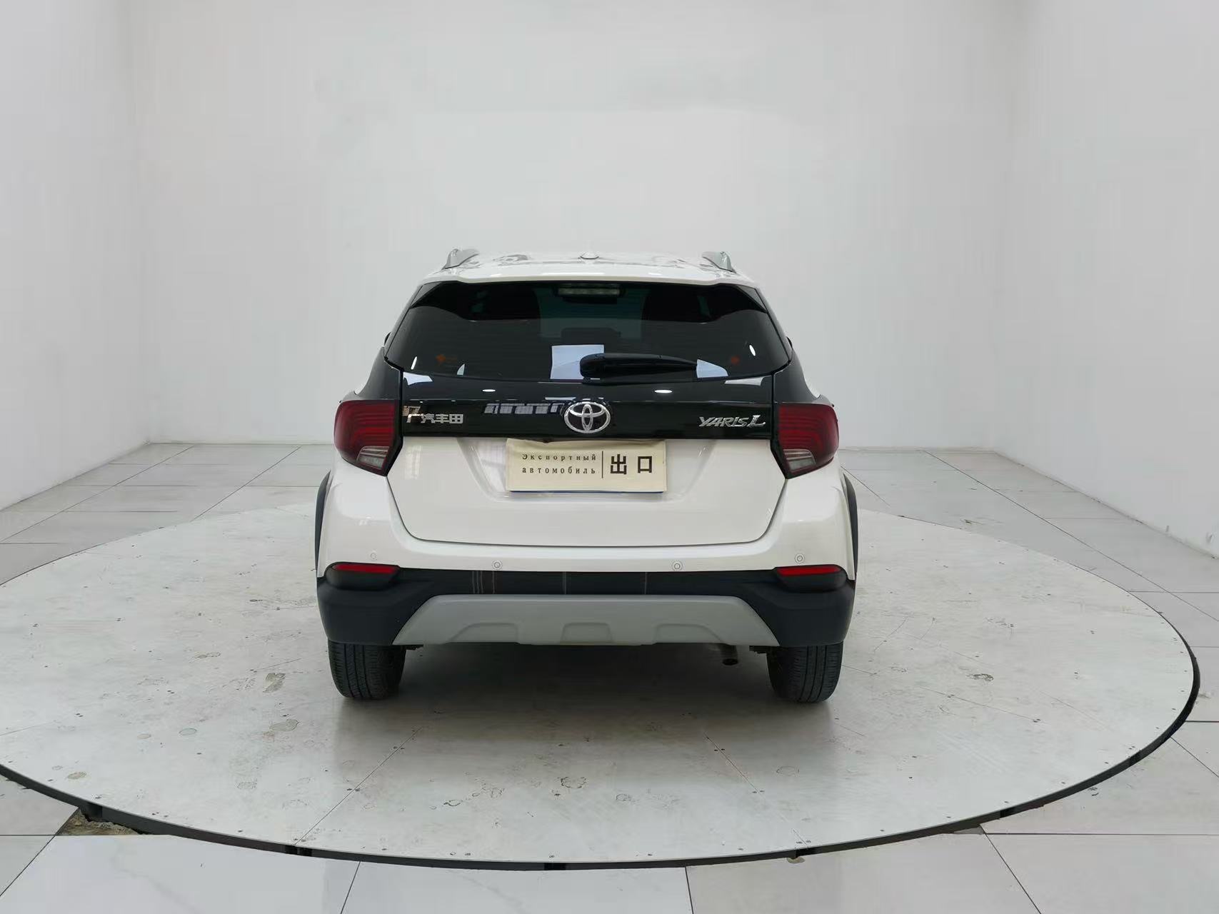 Toyota Yaris Cross 2022 — фото 5