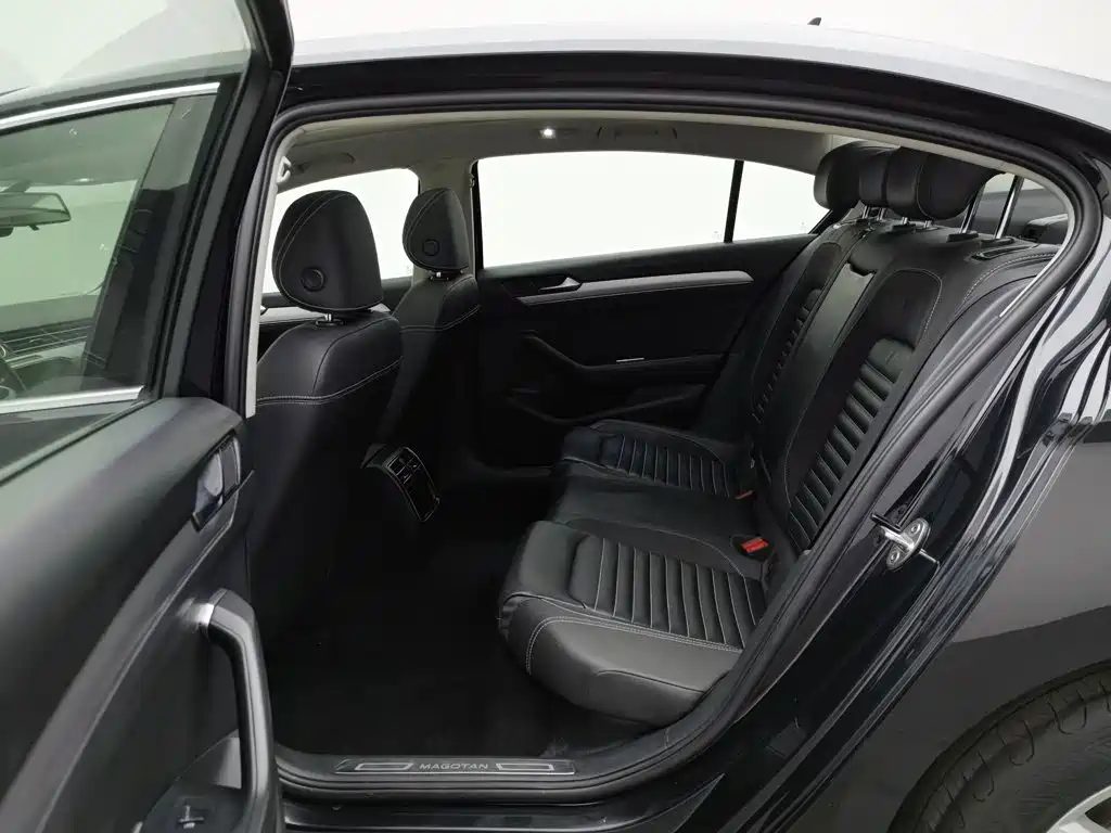 Volkswagen Magotan 2021 — миниатюра 15