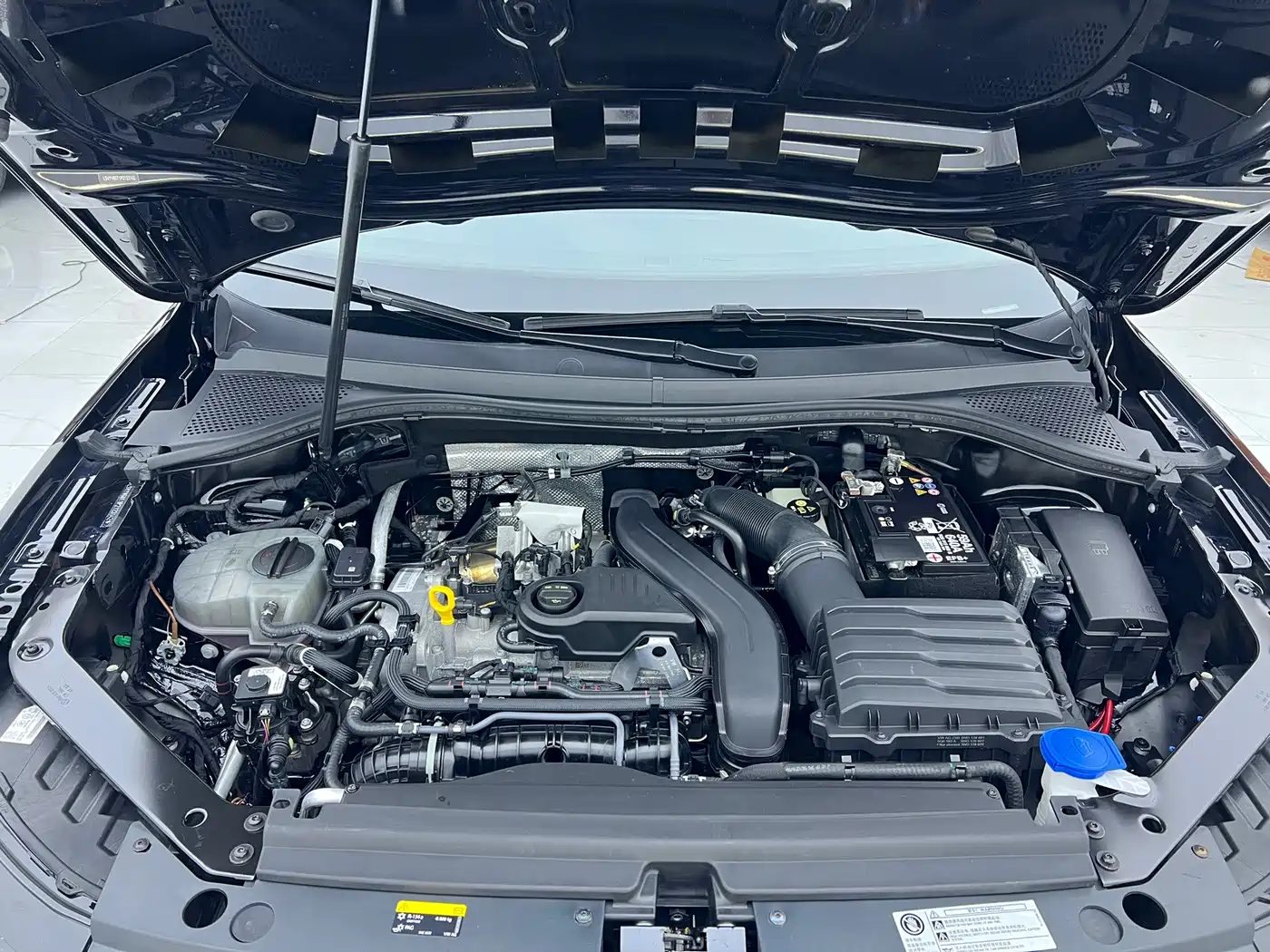 Volkswagen Tiguan L 2024 — миниатюра 22