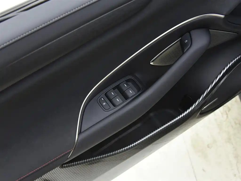 Xiaomi SU7 2025 — миниатюра 8